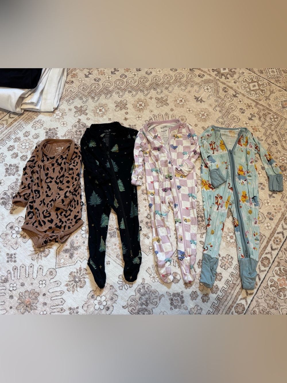 4 bundle Kyte baby Little Sleepies Footed Pajamas Romper  -